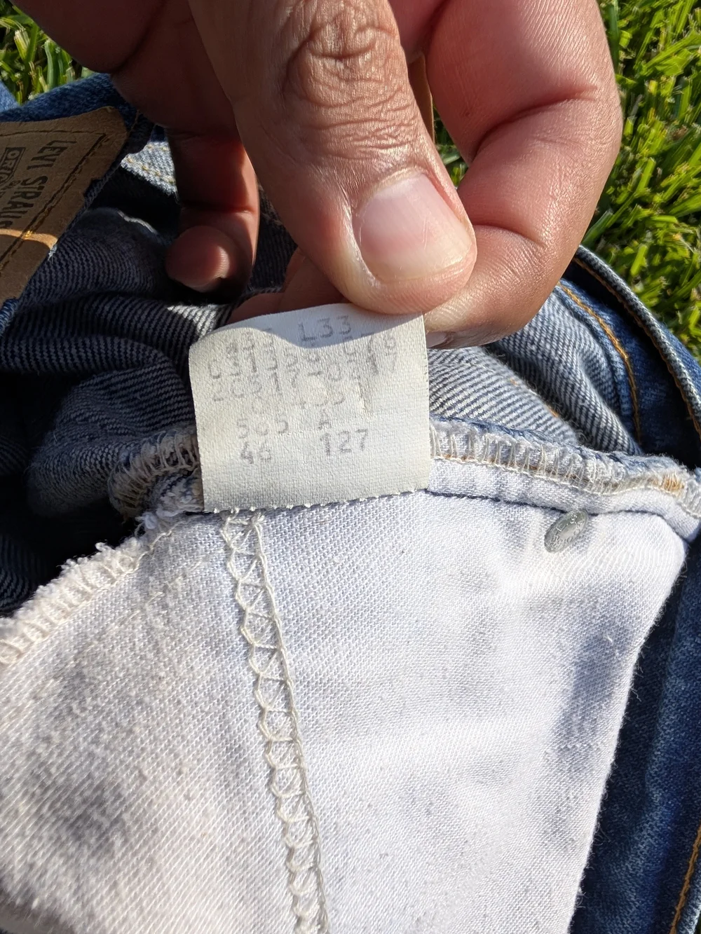 Vintage Levi's Men's Denim Straight Jeans in Blue
